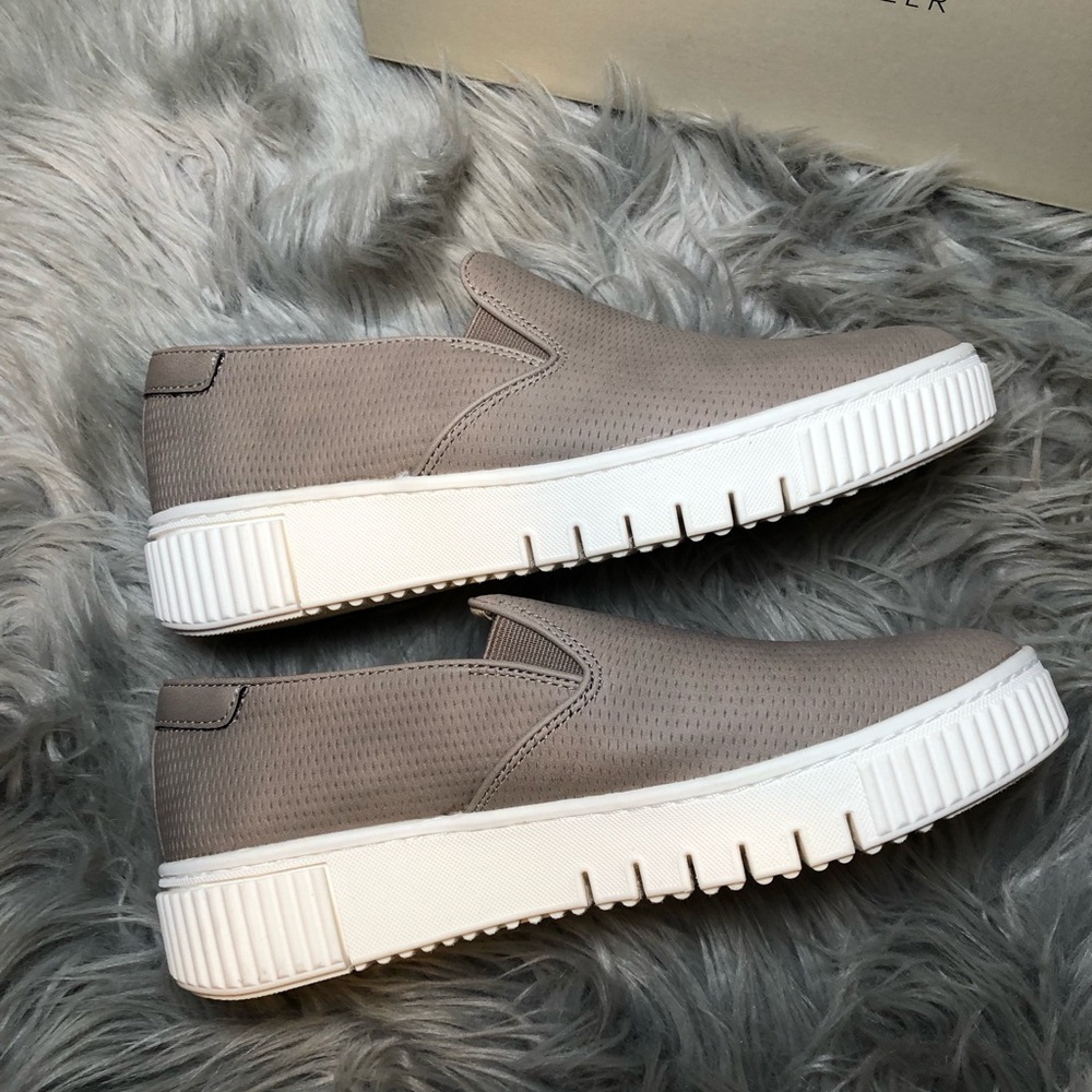 SOUL Naturalizer Platform SlipOn Sneakers - Picture 3 of 6